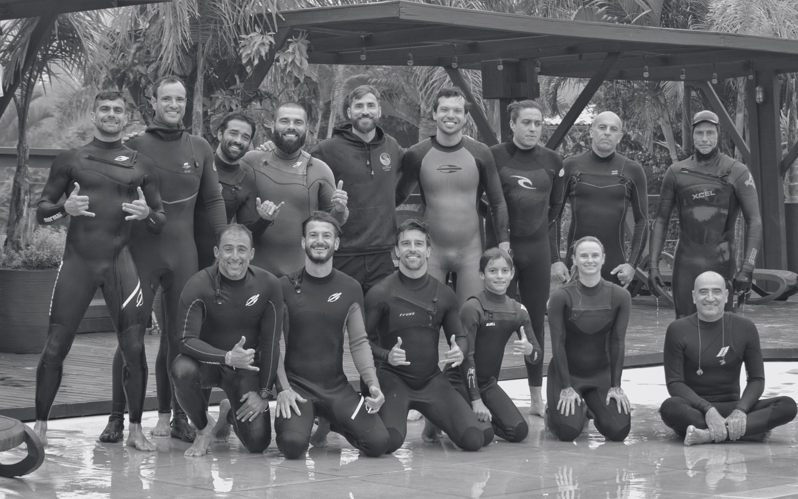 Turma Respirar Surfe reunida após imersão presencial