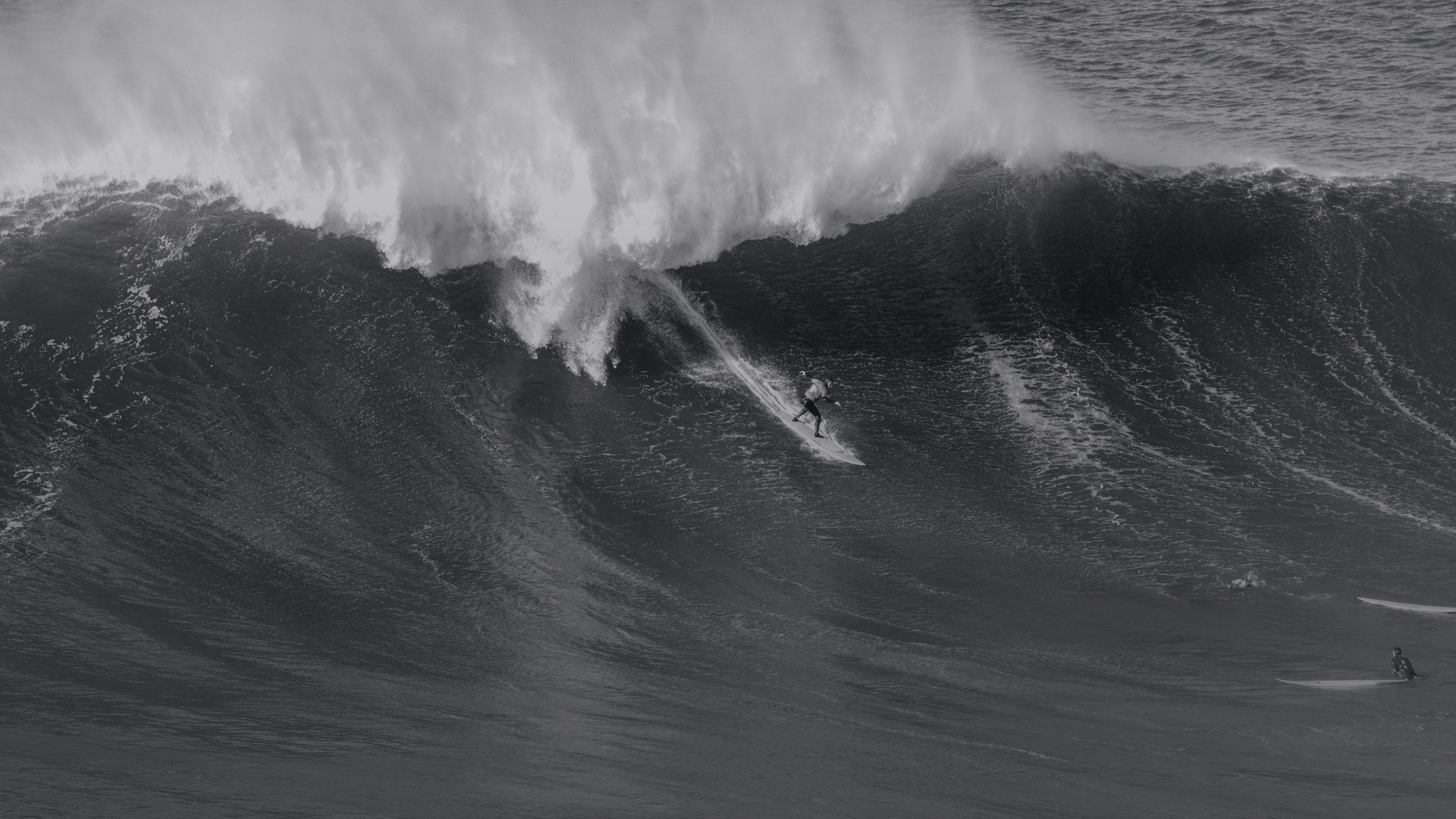 Onda gigante no oceano profundo